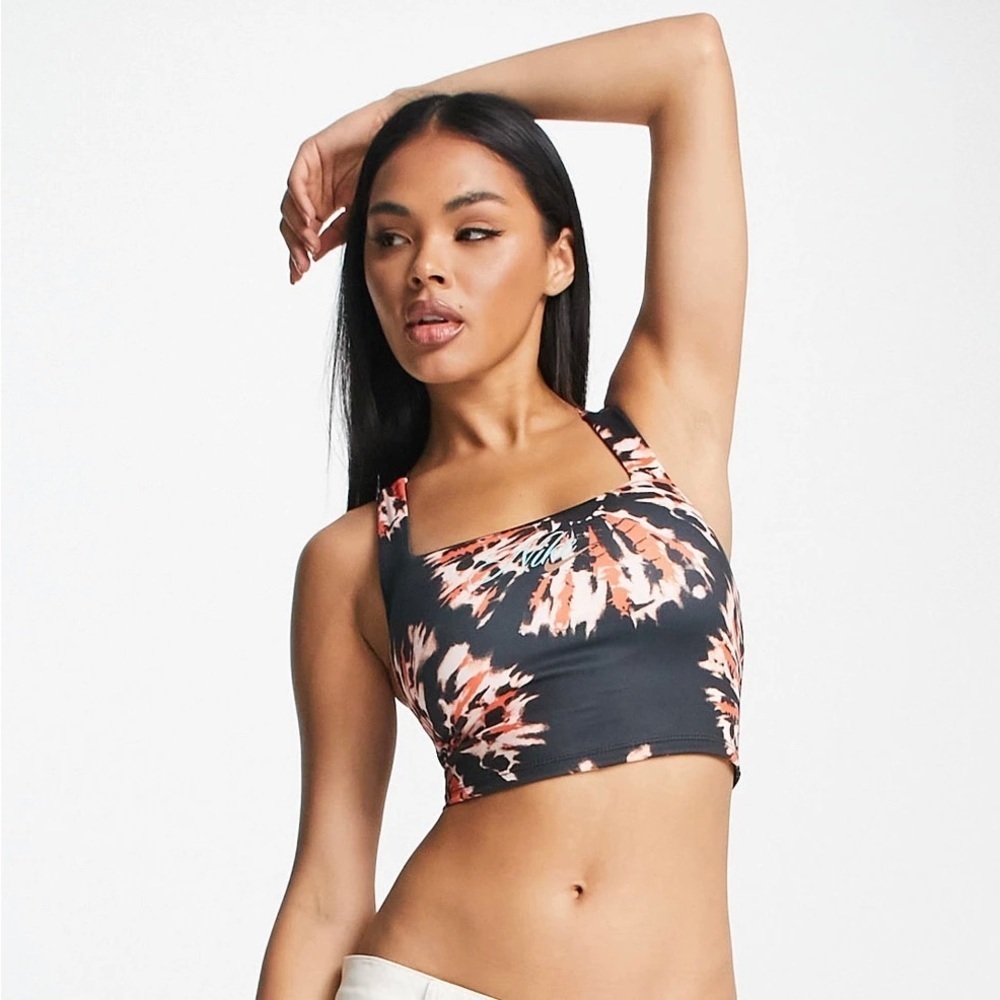 Nike | Women’s Nike Tie Dye Crop Top - Picture 3 of 8